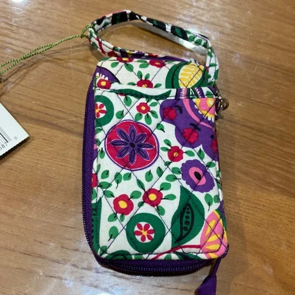 Vera Bradley Wristlet - Picture 3 of 3